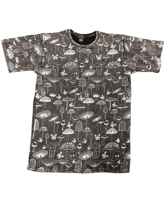 Cotton Black and white Butterfly on Mushroom T shirts S114