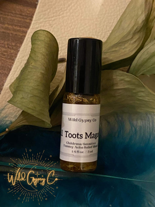 Lil Toots Magoots Childrens/Senitive Skin Herbal Tummy Ache Relief Essential Oil Blend 5ml Rollerball