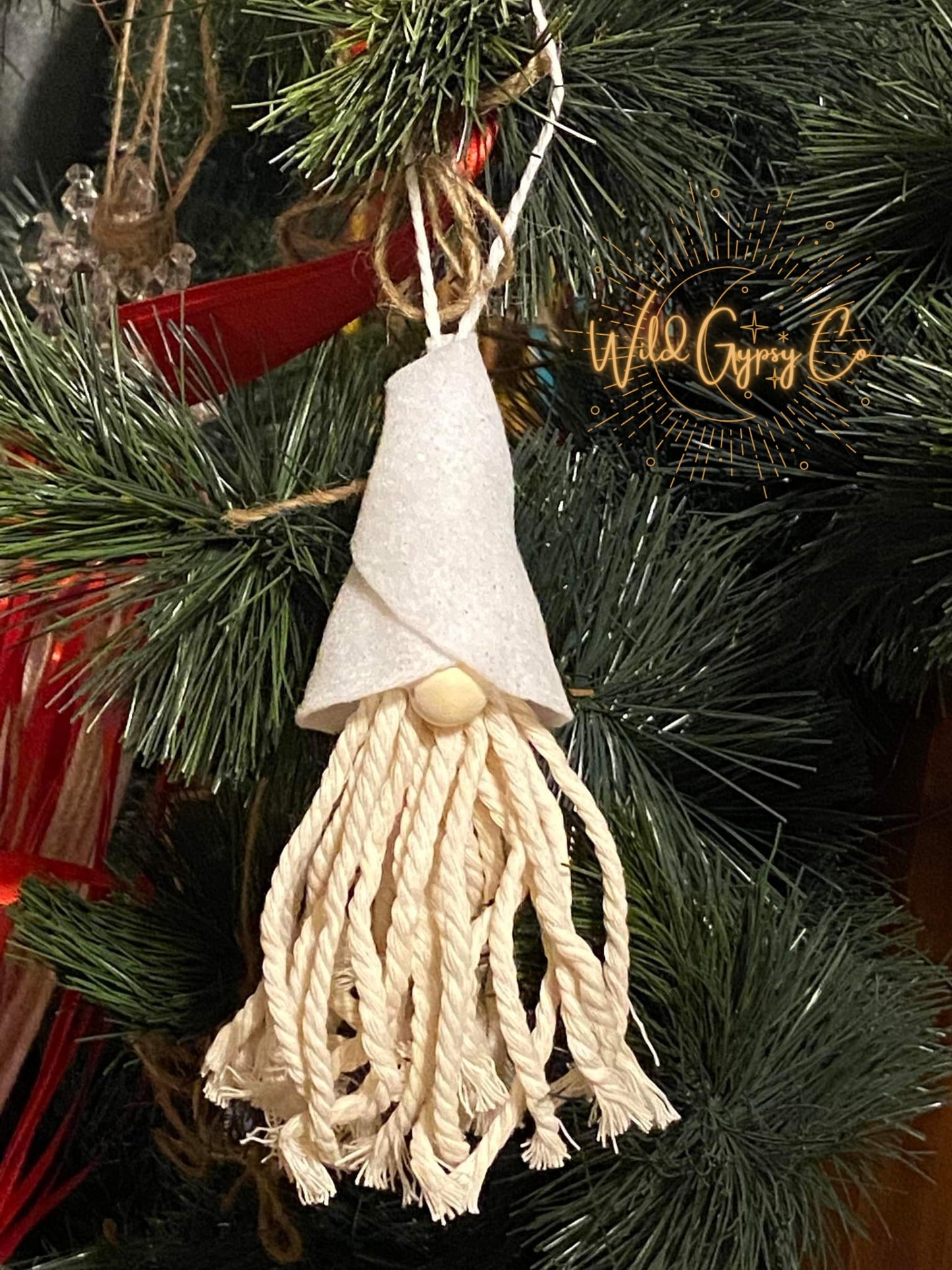 White Gnome Macrame Ornament Diffuser
